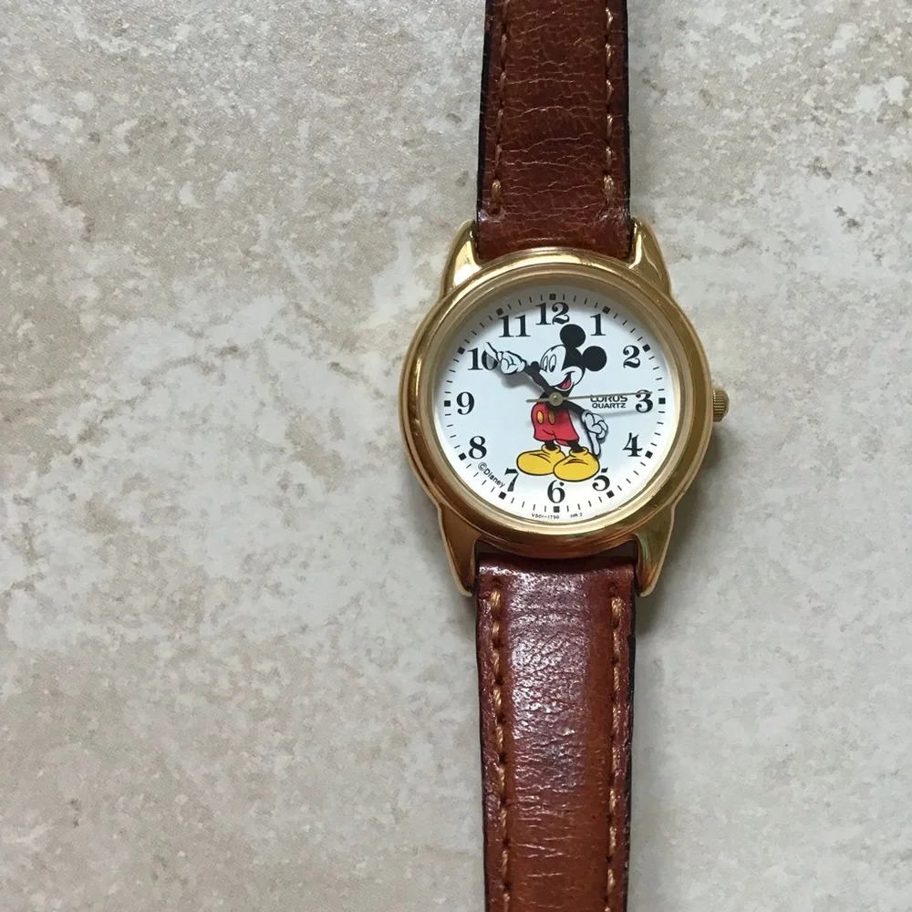 Vintage Disney Mickey Mouse Lorus Watch - Picture 10 of 10